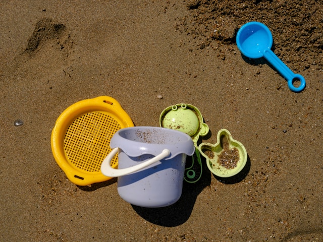Op vakantie met kinderen: welk speelgoed neem je mee?