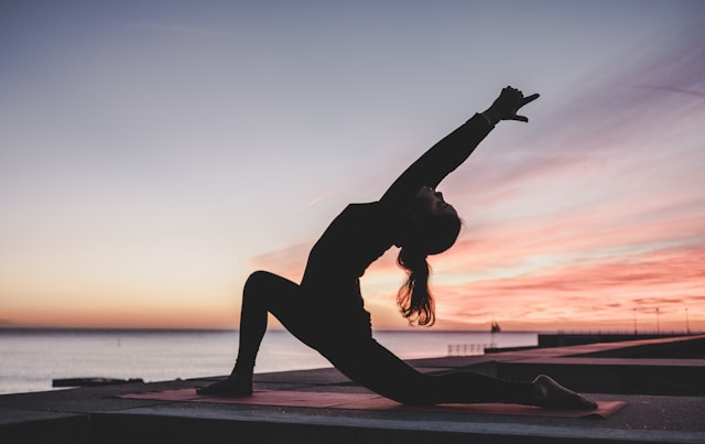 Yoga op reis: zo blijf je soepel onderweg